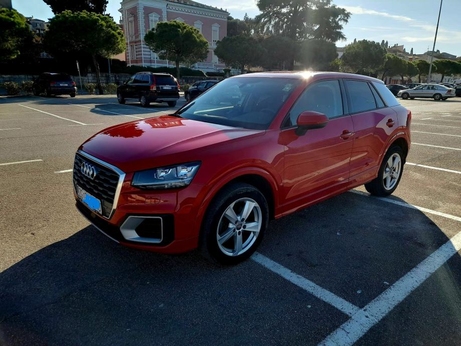 Audi Q2 • 2017 • 1.6 TDI • Garažiran • Servis. knjižica • Reg. do 8/27, fotografija 3