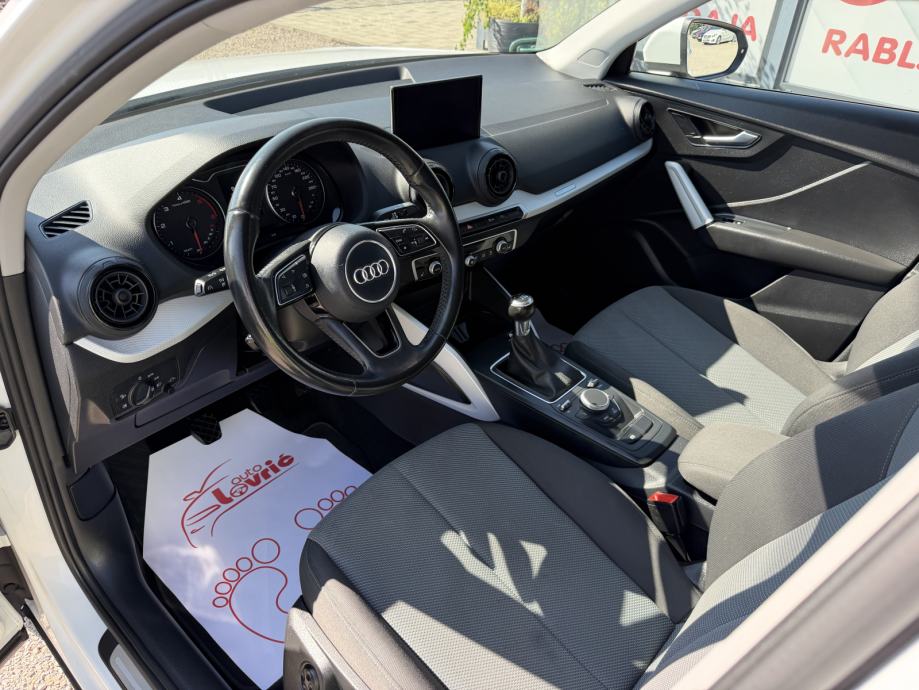 Audi Q2 1,6 TDI Sport edition - NAVIGACIJA - KAMERA - GARANCIJA, fotografija 15