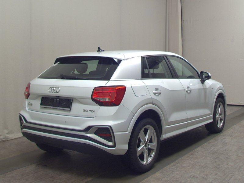 Audi Q2 30 TDI S line automatik • ACC • LED, fotografija 4