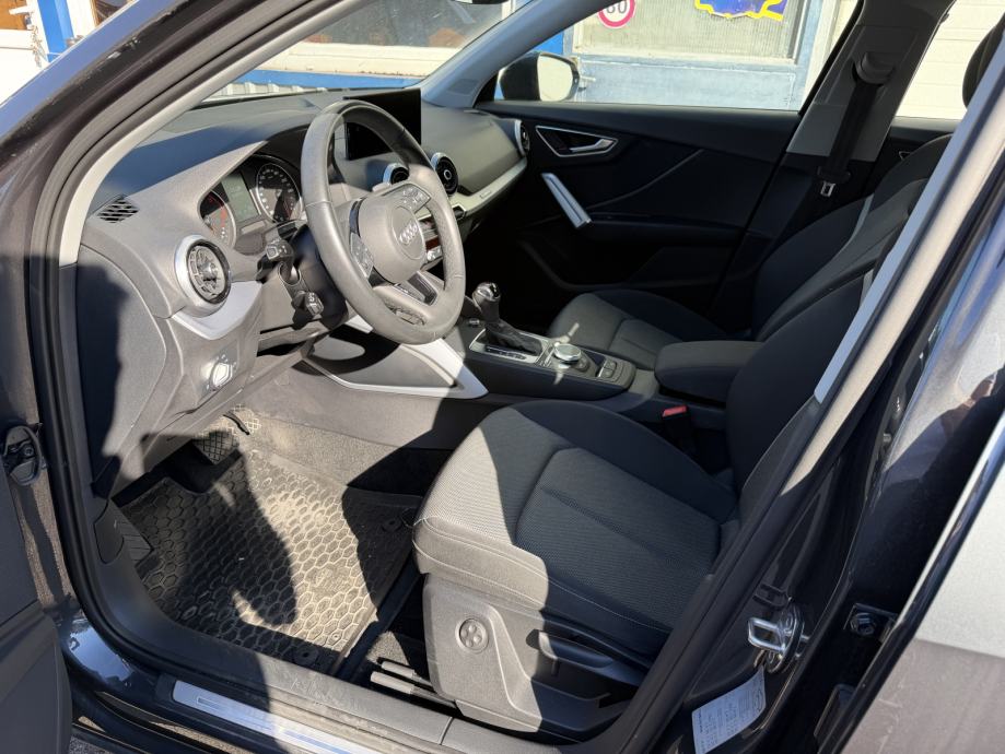 Audi Q2 30 TDIS tr- automatik Edition 10 NIJE UVOZ 1.REG. U RH, fotografija 12