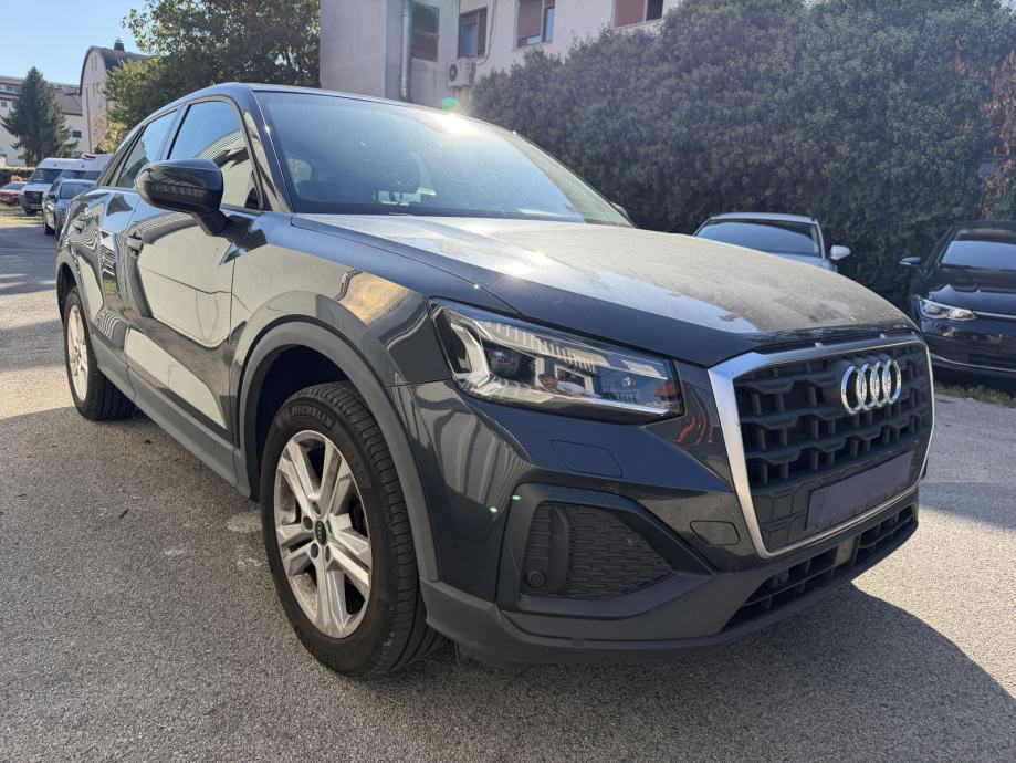 Audi Q2 30 TDIS tr- automatik Edition 10 NIJE UVOZ 1.REG. U RH, fotografija 2