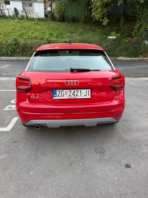 Audi Q2 Sport 1.0 benzin, 2019., 95k km, servisna, 2 seta Pirelli guma, fotografija 9
