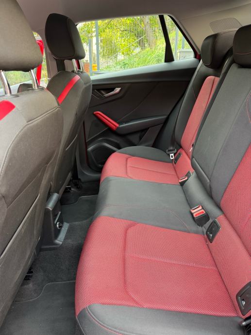 Audi Q2 Sport 1.0 benzin, 2019., 95k km, servisna, 2 seta Pirelli guma, fotografija 16