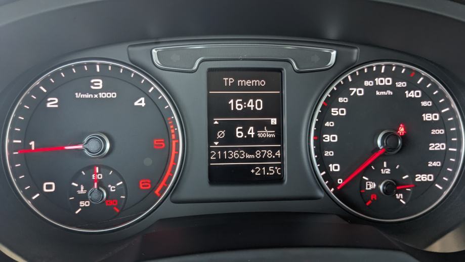 AUDI Q3 2.0 TDI ADVANCED, fotografija 17