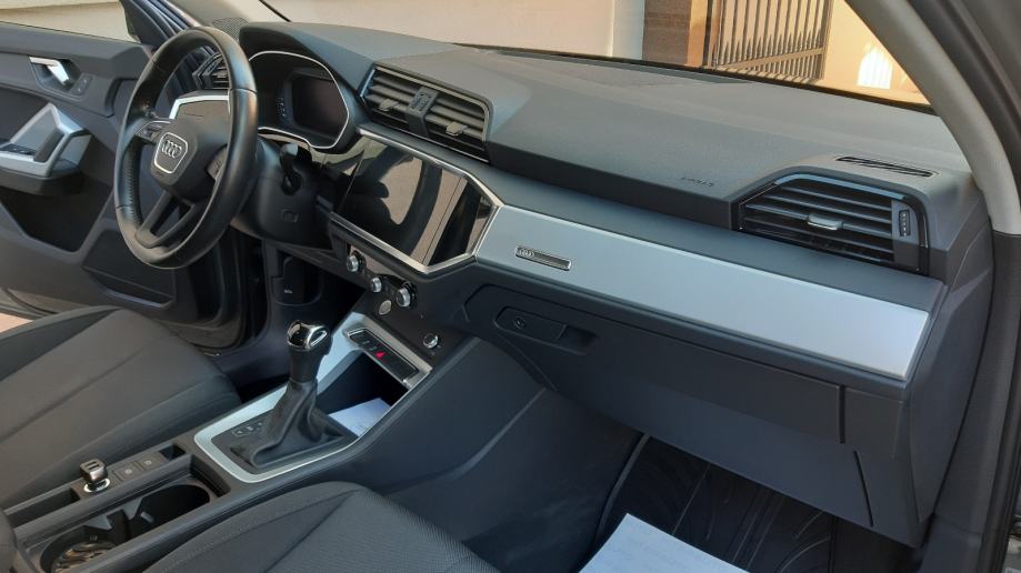Audi Q3 2.0.TDI-AUTOMATIC-MATRIX-SERVISNA-1.VLASNIK-JAMSTVO-KAO NOV, fotografija 19