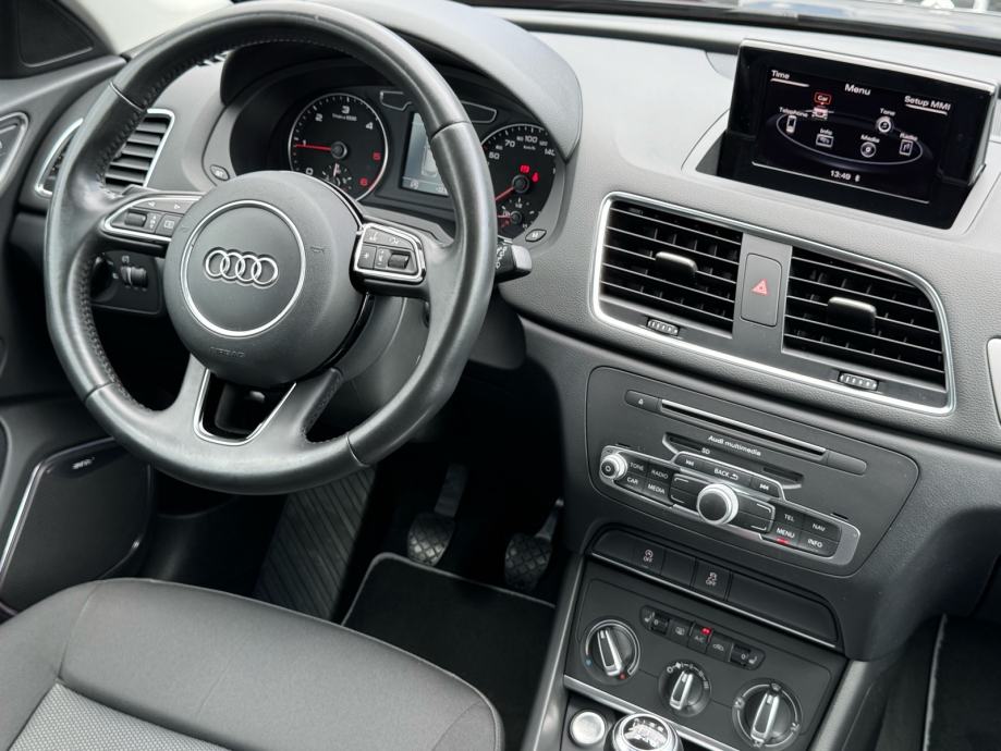 Audi Q3 2,0 TDI / S LINE / BIXENON / ALU / PDC / 150ks / JAMSTVO, fotografija 15