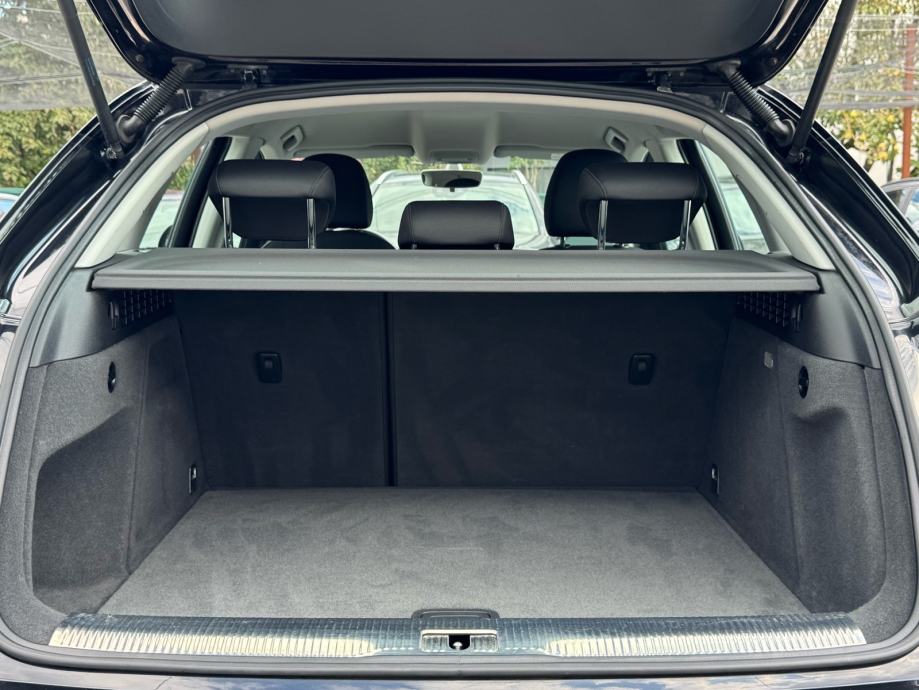 Audi Q3 2,0 TDI / S LINE / BIXENON / ALU / PDC / 150ks / JAMSTVO, fotografija 19