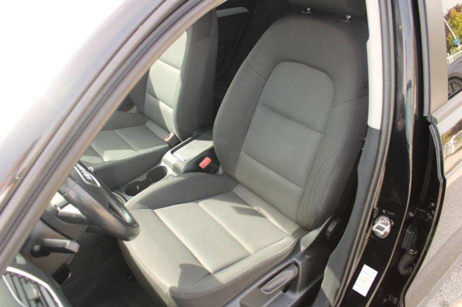 Audi Q3 2.0 TDi *NAVIGACIJA*, fotografija 10