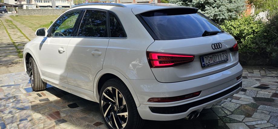 Audi Q3 2,0 TDI Quattro S tronic S line competitione, fotografija 3