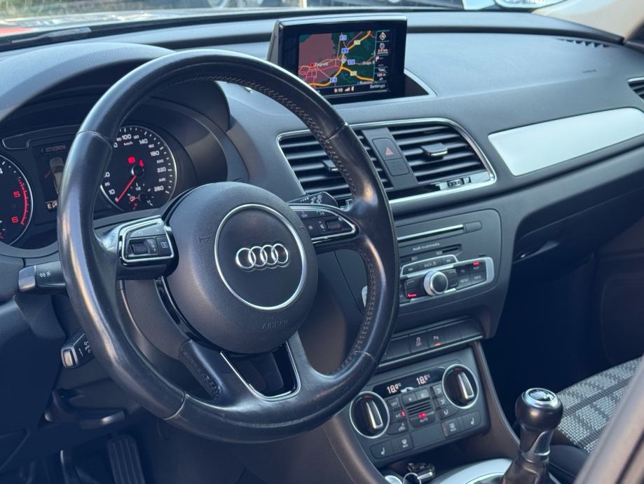 Audi Q3 2,0 TDI / SPORT / BIXENON / NAVI / VELIKI SERVIS / AUT KLIMA, fotografija 9