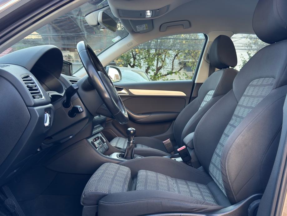 Audi Q3 2,0 TDI / SPORT / BIXENON / NAVI / VELIKI SERVIS / AUT KLIMA, fotografija 12