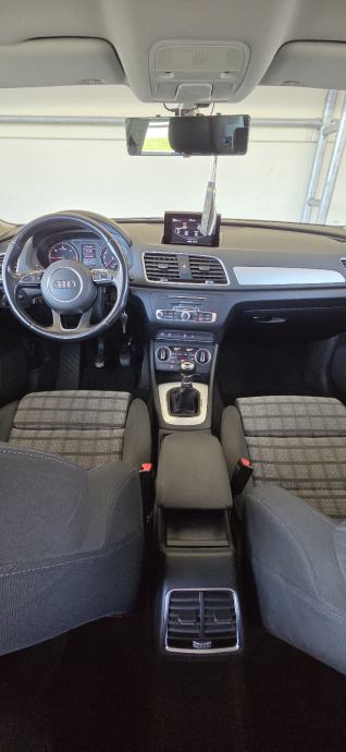Audi Q3 2,0 TDI Sport, fotografija 10
