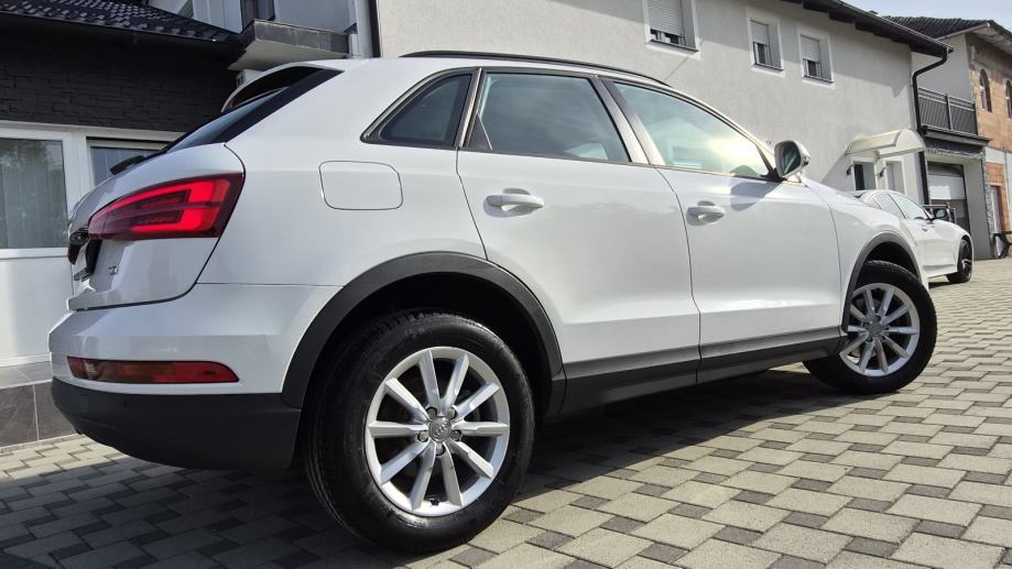 Audi Q3 2,0 TDI Sport&Style - 1.VLASNIK - NIJE UVOZ - KAO NOV -, fotografija 4