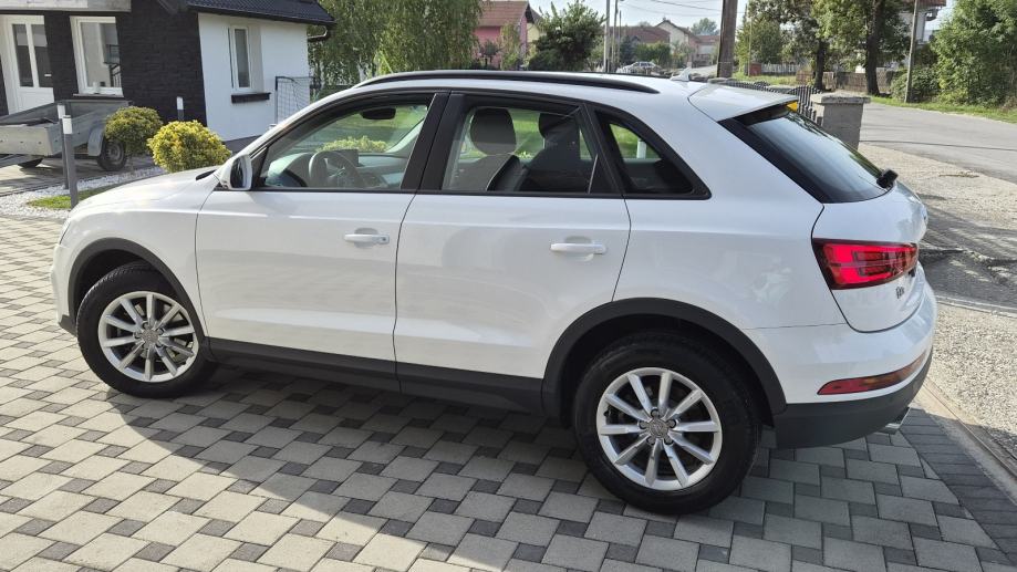 Audi Q3 2,0 TDI Sport&Style - 1.VLASNIK - NIJE UVOZ - KAO NOV -, fotografija 3