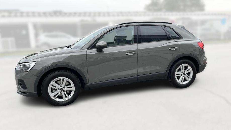 AUDI Q3 2025 • PREMIUM jamstvo • AutoZubak Rabljena, pogled izvana - slika 4