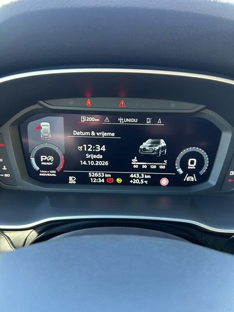 Audi Q3 35 TDI automatik,samo 52650 km,tvornička garancija, fotografija 11