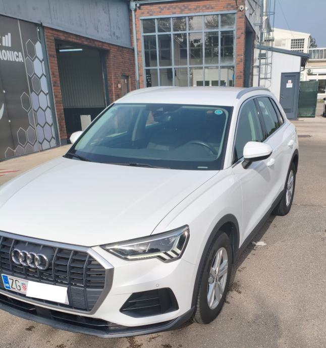 Audi Q3 35 TDI COMFORT, fotografija 3