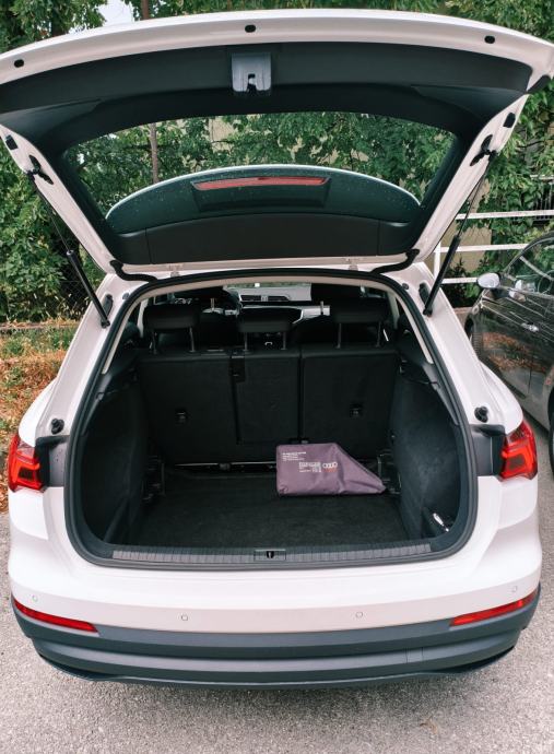 Audi Q3 35 TDI COMFORT, fotografija 4