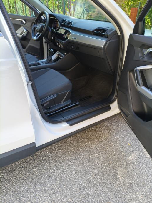 Audi Q3 35 TDI COMFORT, fotografija 10