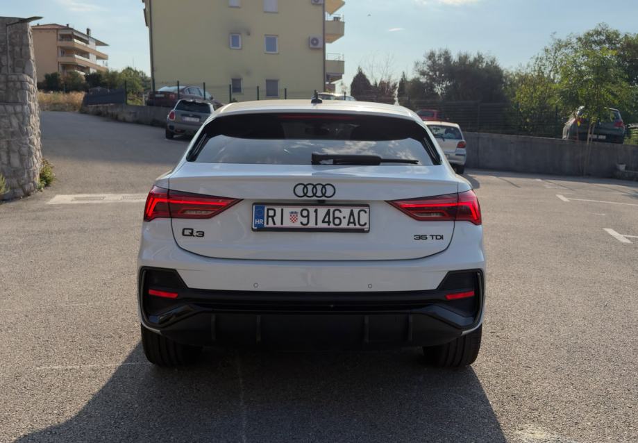 Audi Q3 35 TDI S LINE +, fotografija 5