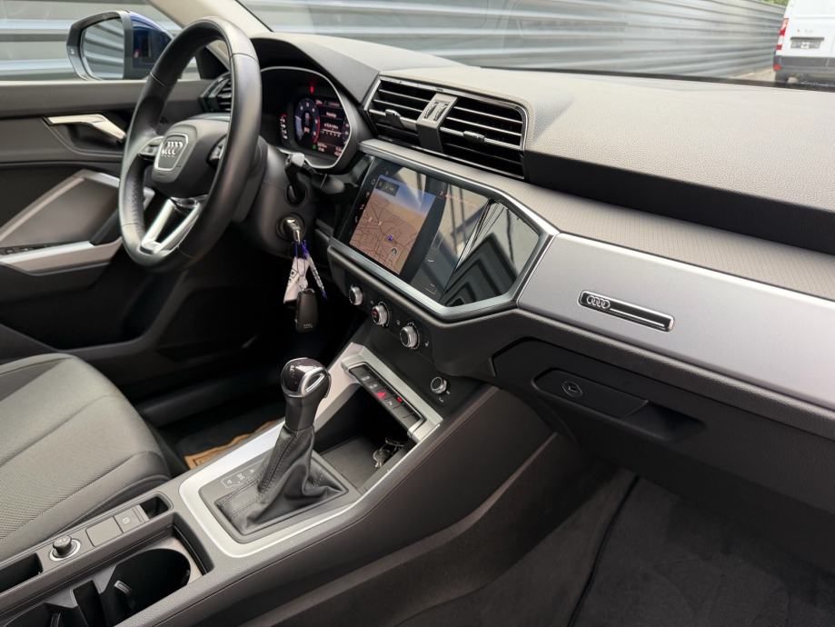 Audi Q3 35 TDI S-tronic 24 OOO KM//virtual, fotografija 9