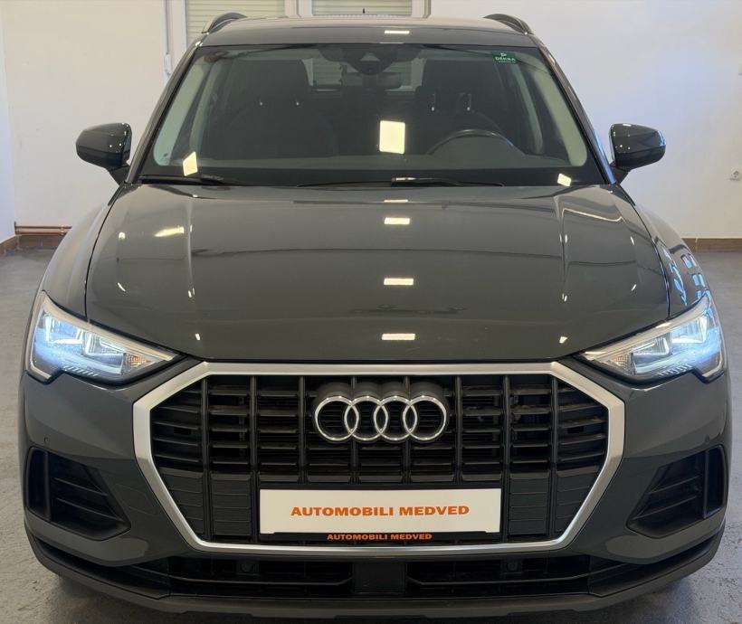 Audi Q3 2.0 35 TDI S-TRONIC, VIRTUAL,LANE ASSIST,ALU 18,JAMSTVO 24 mj!, fotografija 3