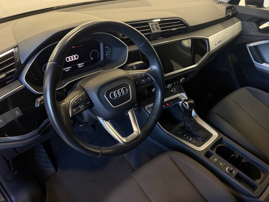 Audi Q3 2.0 35 TDI S-TRONIC, VIRTUAL,LANE ASSIST,ALU 18,JAMSTVO 24 mj!, fotografija 14