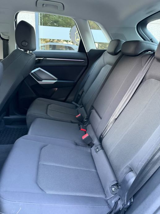 AUDI Q3 35 TFSI - 2019 GOD - 110 KW - 1. VLASNIK - TOP - U PDVU!, fotografija 16