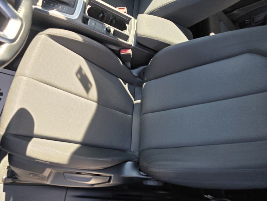 Audi Q3 35 TFSI S-tronic 53.000 km Reg 6/2027 Servisna povijest, fotografija 14