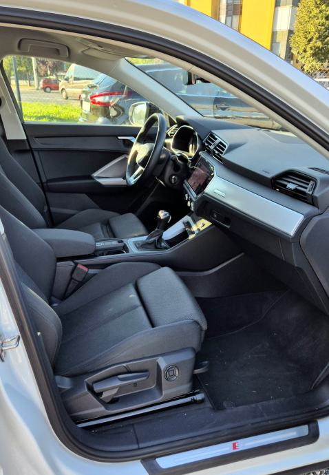 Audi Q3 40 TDI automatik, fotografija 20