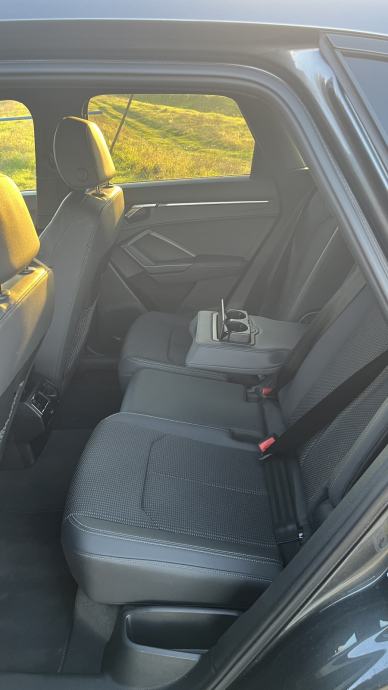 Audi Q3 40 TDI S-line, Quattro, automatik, 1. vlasnik, garancija 3 god, fotografija 10