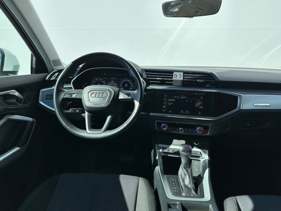 Audi Q3 45 TFSI-E S-TRONIC PLUG-IN HYBRID| 24MJ JAMSTVA | U PDV-U, fotografija 6