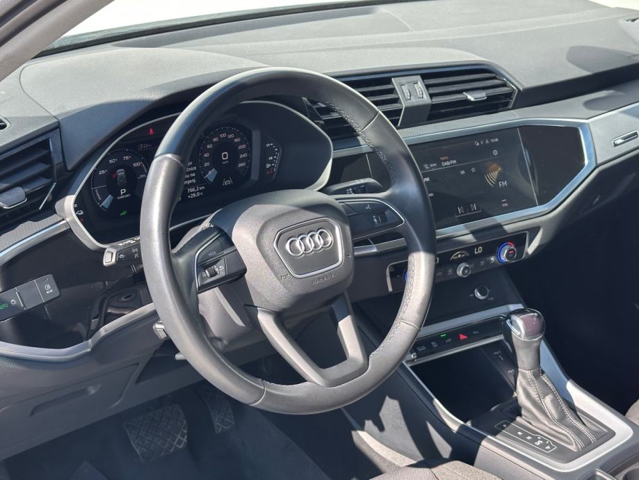 Audi Q3 45 TFSI-E S-TRONIC PLUG-IN HYBRID| 24MJ JAMSTVA | U PDV-U, fotografija 7