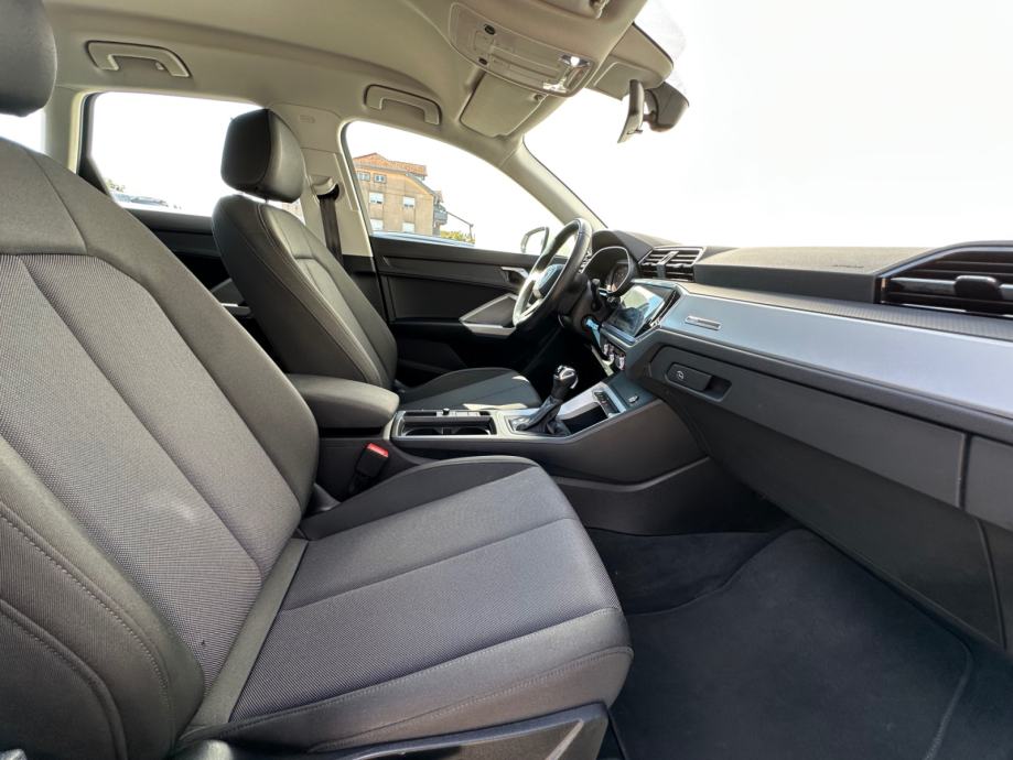 Audi Q3 45 TFSI-E S-TRONIC PLUG-IN HYBRID| 24MJ JAMSTVA | U PDV-U, fotografija 15