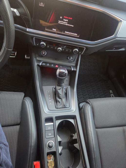 AUDI Q3 SB 35TFSI S tr S line+ / Benzin / 1.5l / 110 kW/150 KS crni, fotografija 9