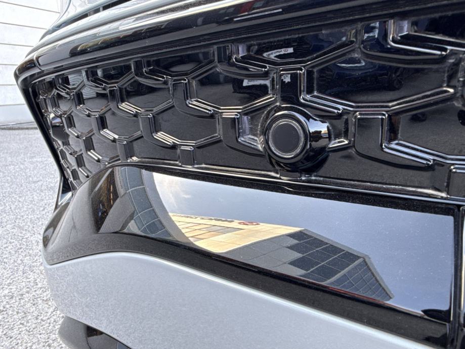AUDI Q3 Sportback 2026 • PREMIUM jamstvo • AutoZubak Rabljena, fotografija 20