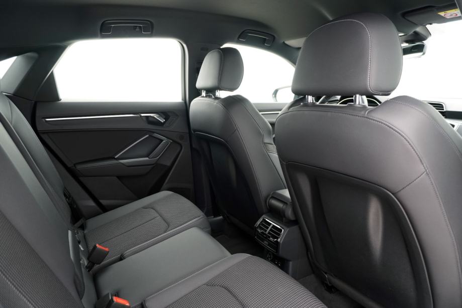Audi Q3 Sportback 35 TDI S Line | Cjena uključuje troškove uvoza, fotografija 19