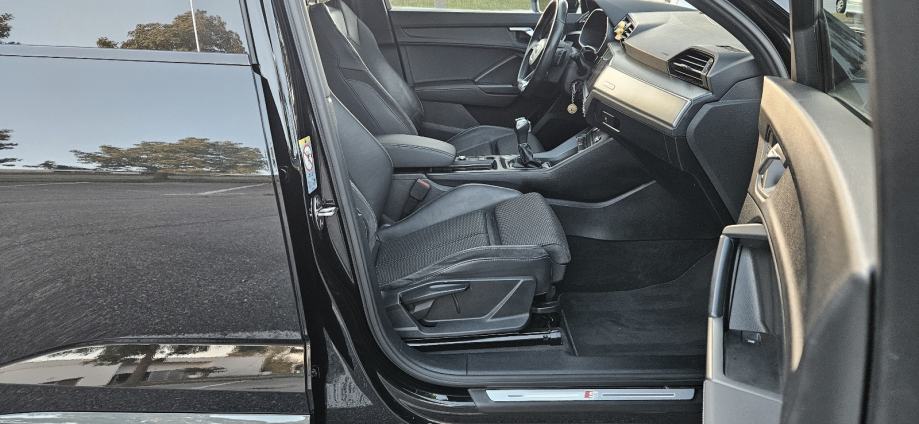 Audi Q3 Sportback S line 40 TDI quattro S tronic pano black edition, fotografija 18