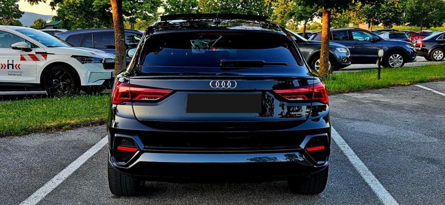 Audi Q3 Sportback S line 40 TDI quattro S tronic pano black edition, fotografija 4