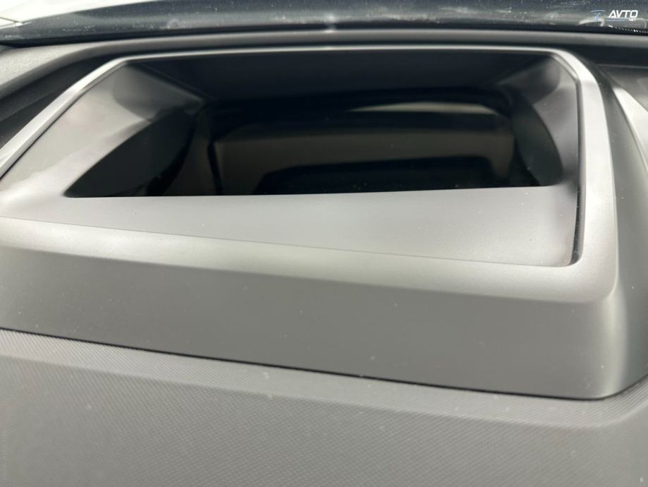Audi Q4 50 e-tron quattro S Line 220kw.KAMERA.LED.KOŽNA SJEDALA, fotografija 13