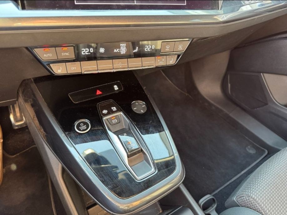Audi Q4 e-tron e-tron automatik, fotografija 4