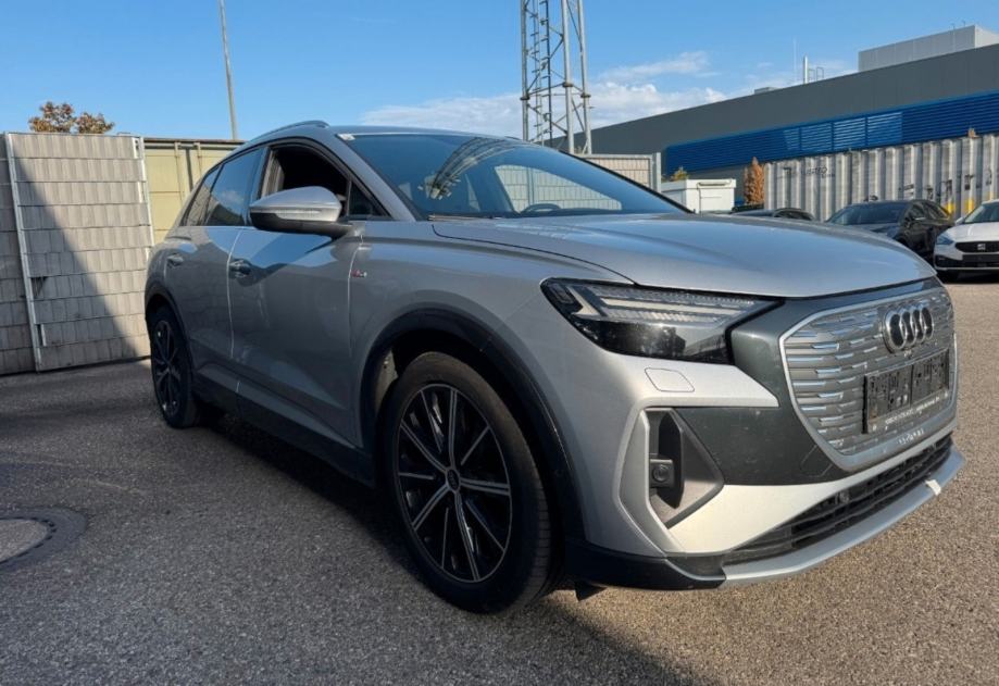 Audi Q4 e-tron e-tron automatik, fotografija 2