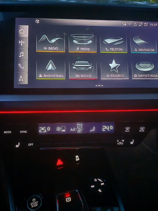 Audi Q4 e-tron e-tron automatik, fotografija 11