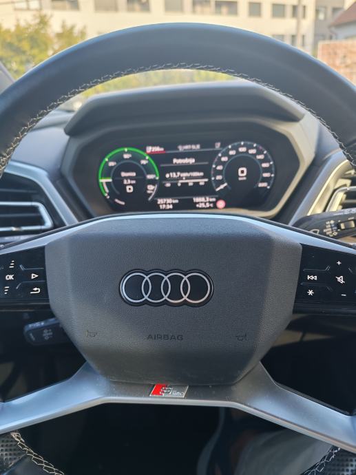 Audi Q4 e-tron e-tron automatik, fotografija 12