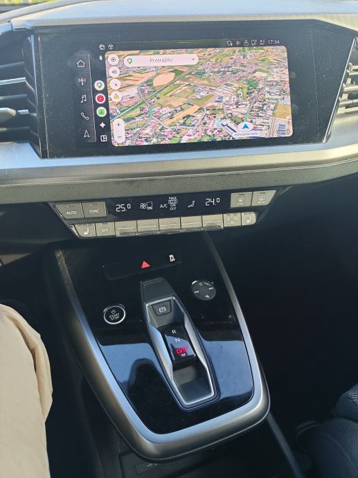 Audi Q4 e-tron e-tron automatik, fotografija 10