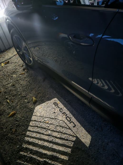 Audi Q4 e-tron e-tron automatik, fotografija 8