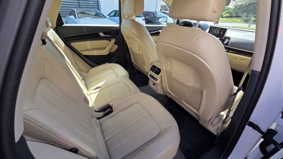 Audi Q5 2.0 TDI 110kw • Virtual Cockpit • 360° Kamera • LED, fotografija 13