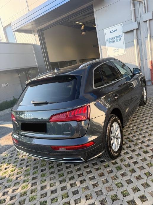 Audi Q5 40 TDI quattro S-line automatik, fotografija 2