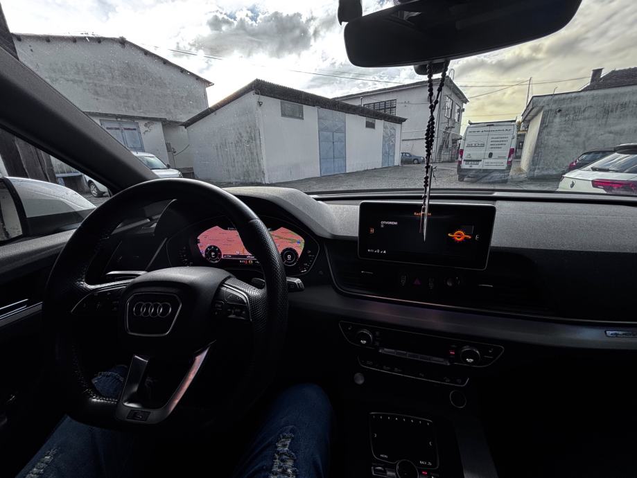Audi Q5 2,0 TDI S Line, fotografija 14