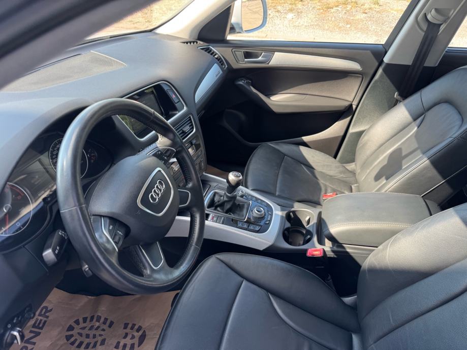 Audi Q5 2,0 TDI Quatro 4x4 veliki servis upravo!!!, fotografija 8